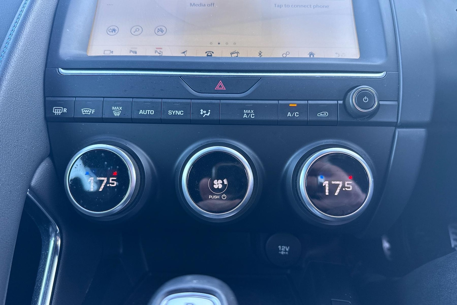 Used Jaguar E-Pace 2018 for sale - 75993594: Photo 25