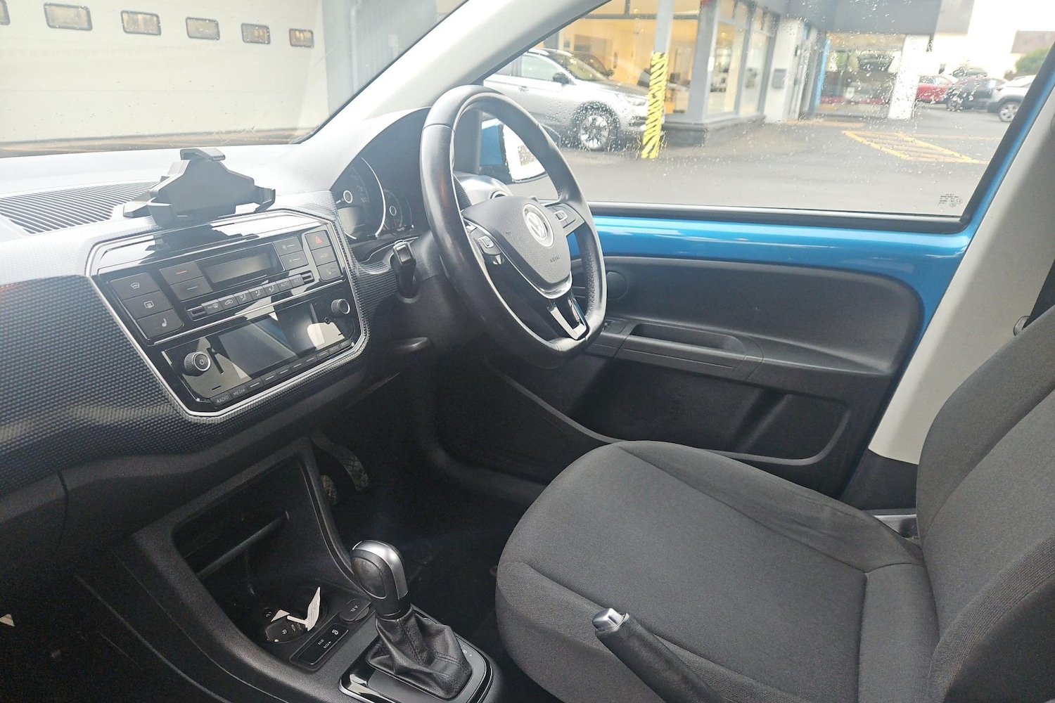 Used Volkswagen up! 2021 for sale - 77946823: Photo 5