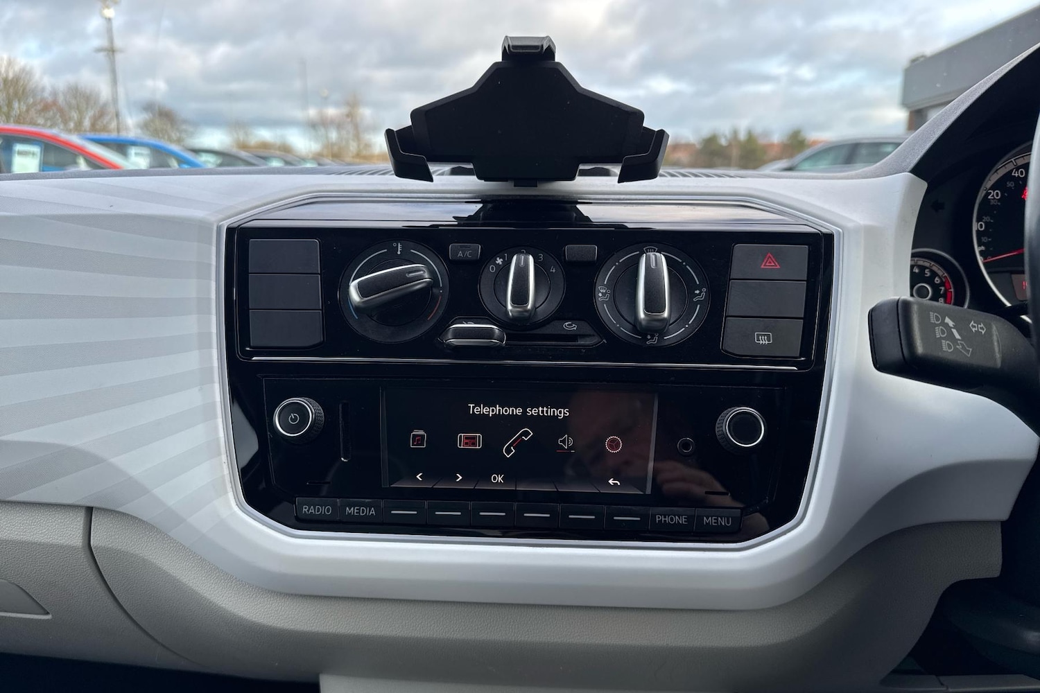 Used Volkswagen up! 2016 for sale - 77577579: Photo 22