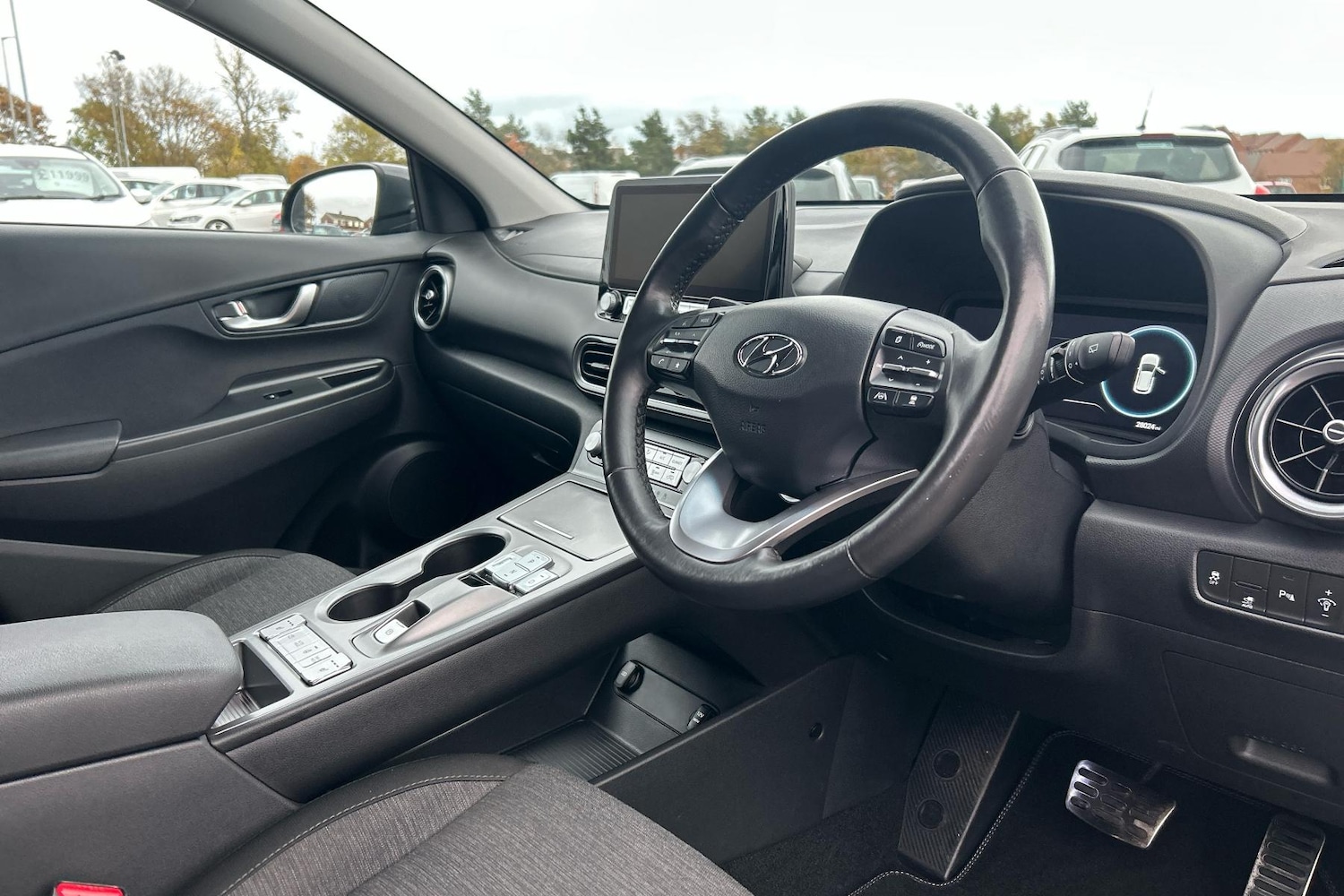 Used Hyundai KONA 2021 for sale - 76435971: Photo 2