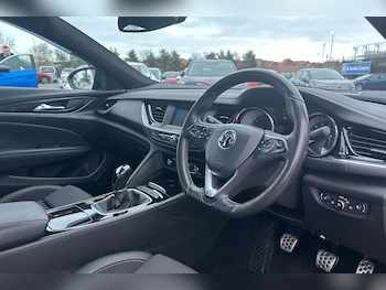 Used Vauxhall Insignia 2019 for sale - 77000373: Photo