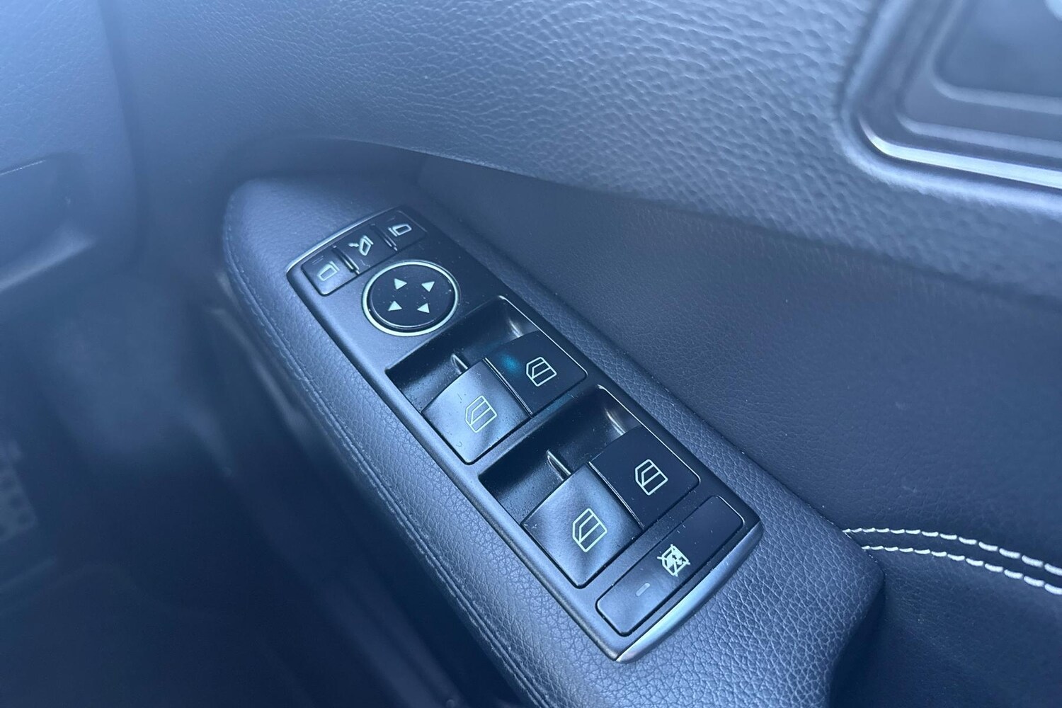 Used Mercedes-Benz E Class 2014 for sale - 77415098: Photo 20