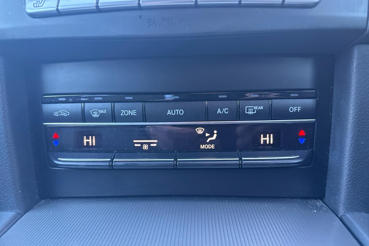 Used Mercedes-Benz E Class 2014 for sale - 77415098: Photo 25