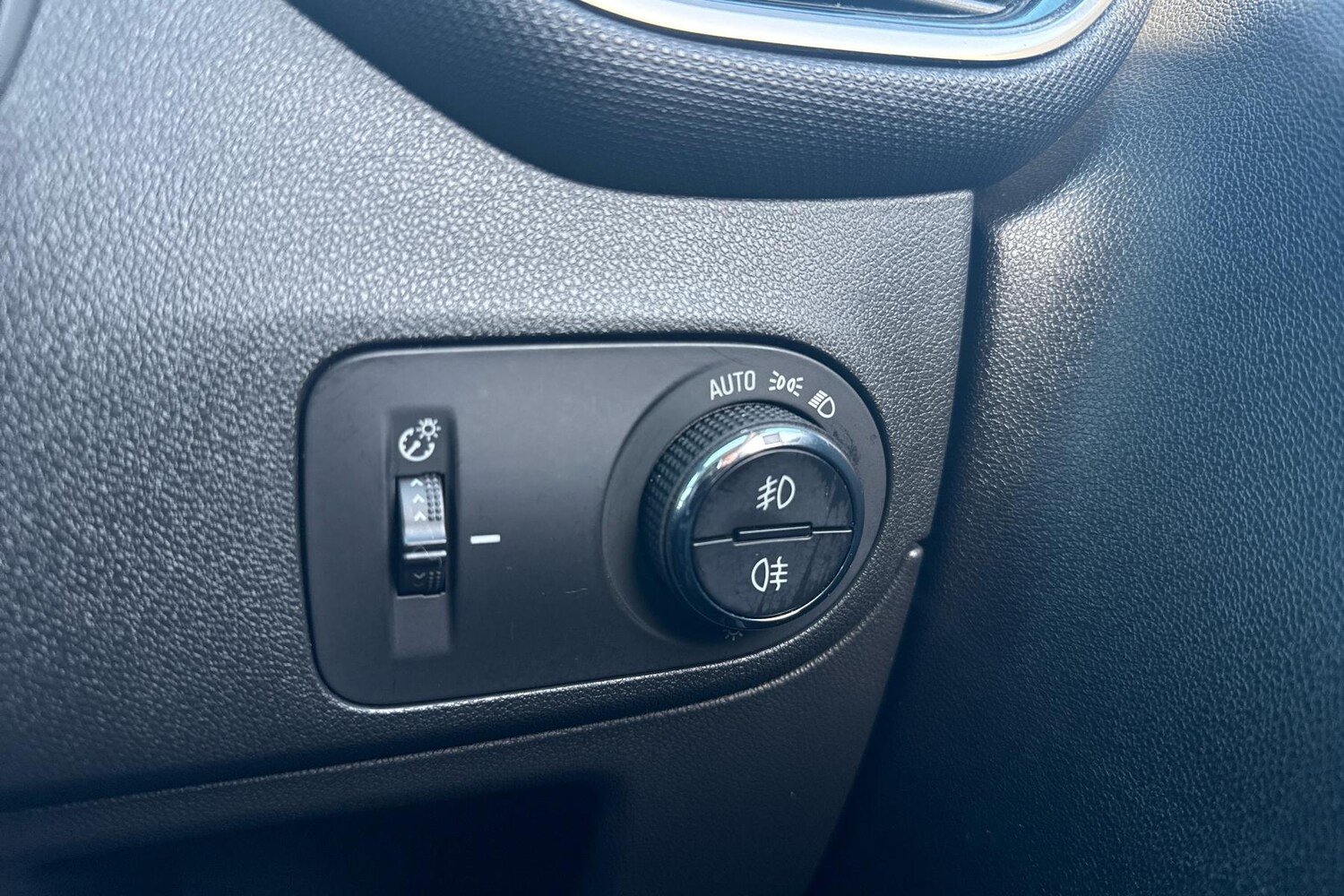 Used Vauxhall Crossland 2023 for sale - 76077014: Photo 19