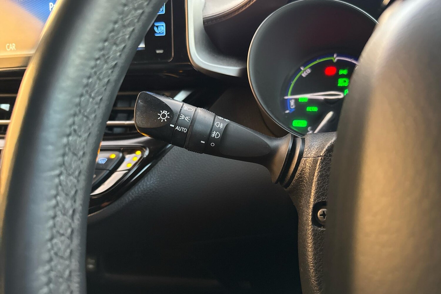 Used Toyota C-HR 2018 for sale - 76637161: Photo 17