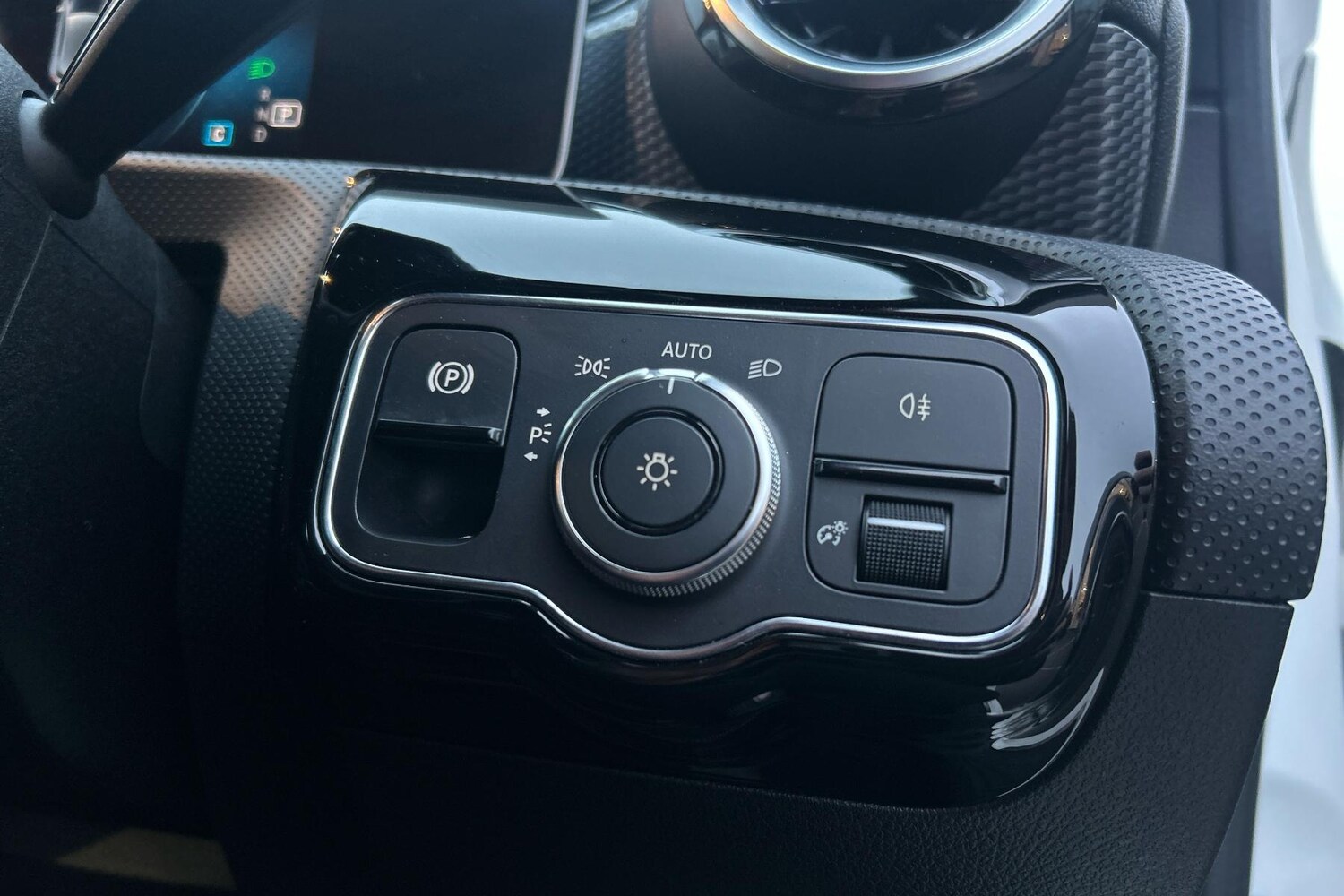 Used Mercedes-Benz A-Class 2018 for sale - 77862952: Photo 23