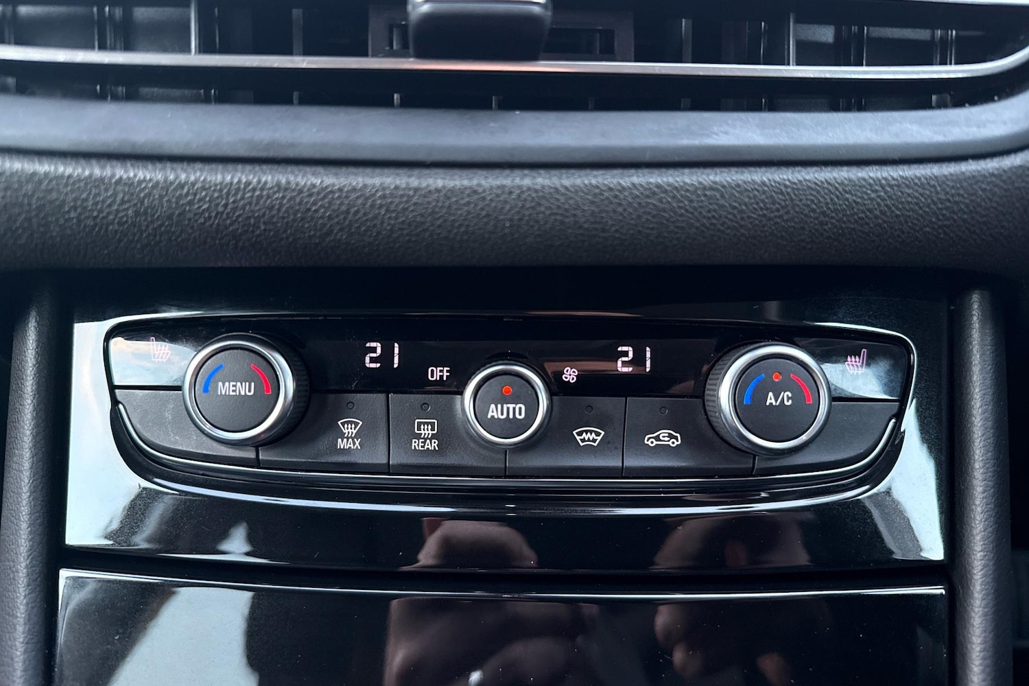 Used Vauxhall Grandland 2024 for sale - 76666035: Photo 25