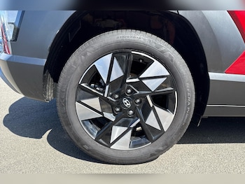 Used Hyundai KONA 2024 for sale - 75480430: Photo