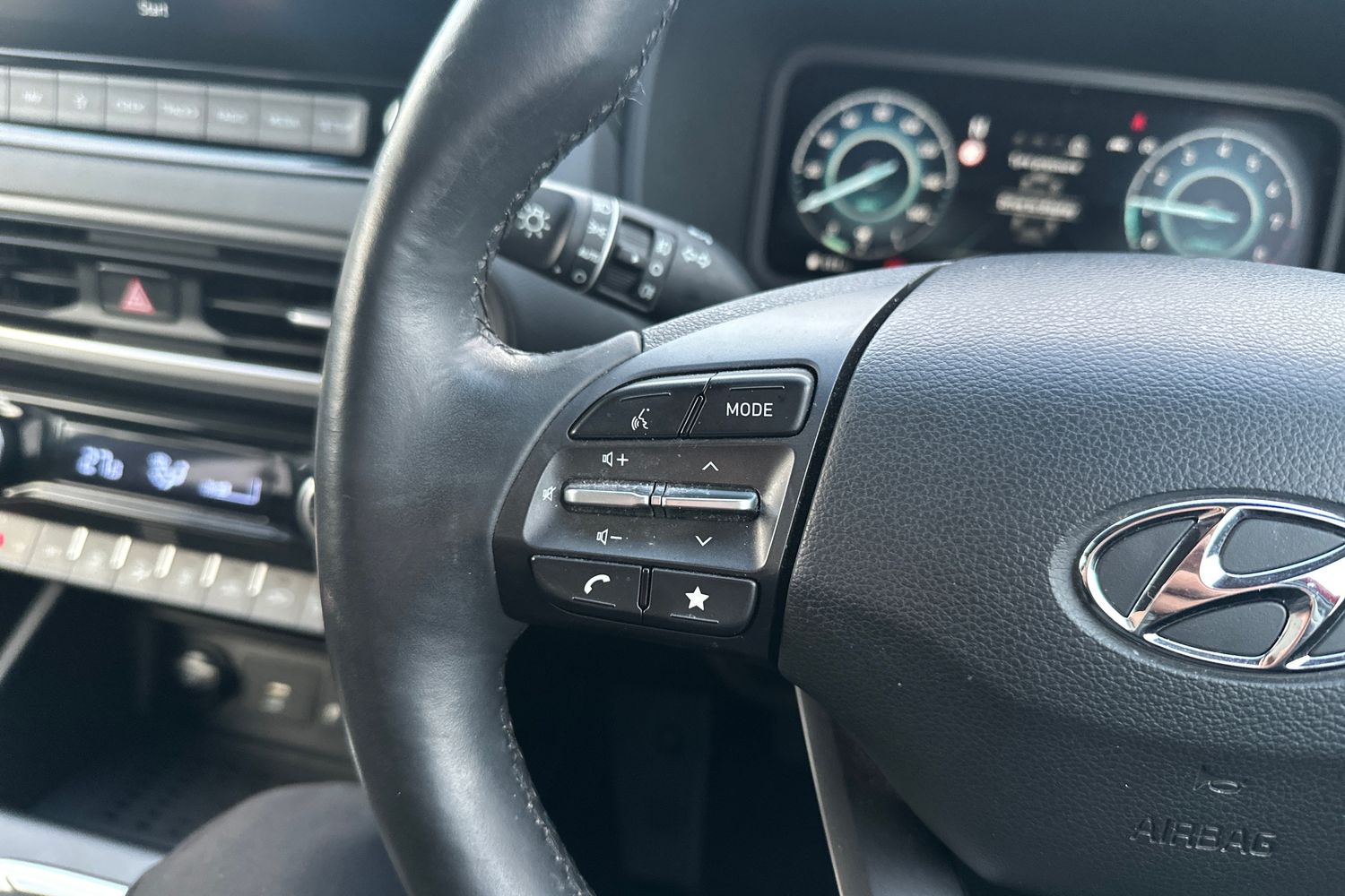 Used Hyundai KONA 2022 for sale - 77270525: Photo 18