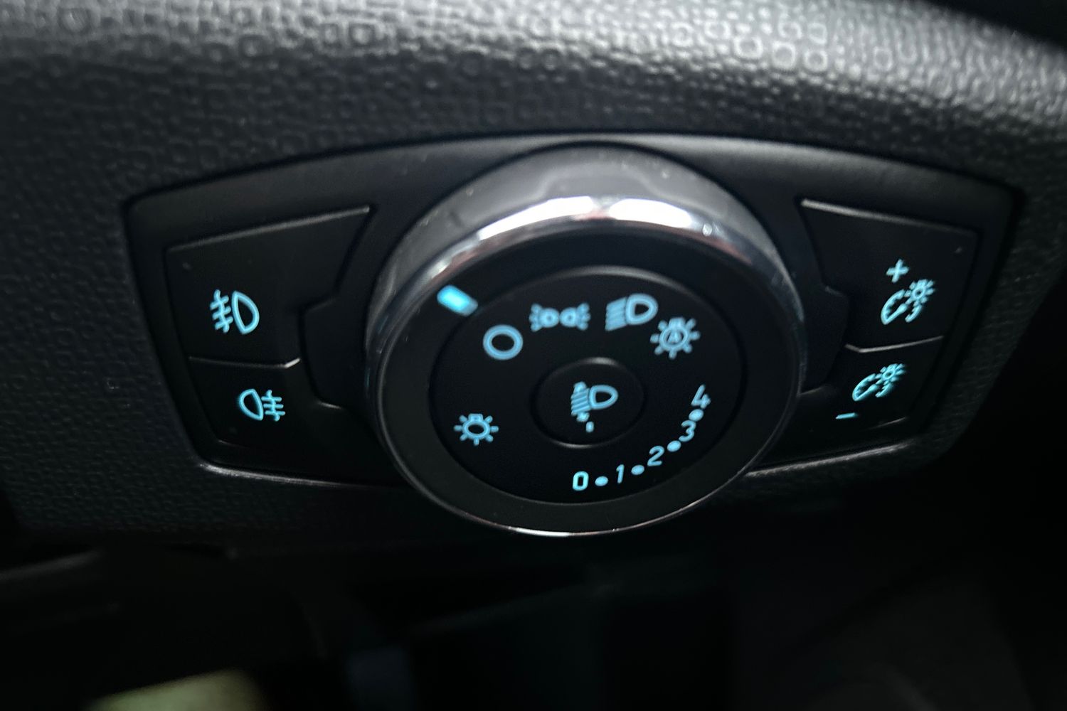 Used Ford Ecosport 2023 for sale - 77675221: Photo 16