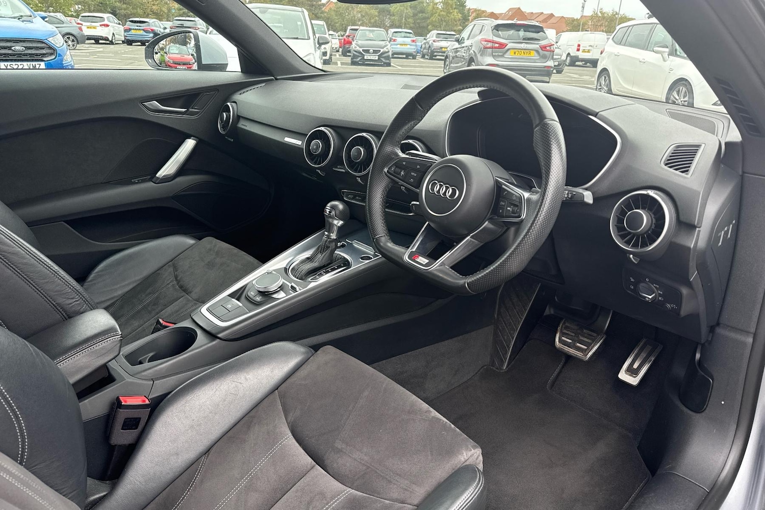 Used Audi TT 2017 for sale - 76133576: Photo 2