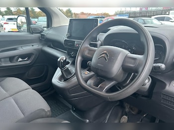 Used Citroen Berlingo 2021 for sale - 75672747: Photo