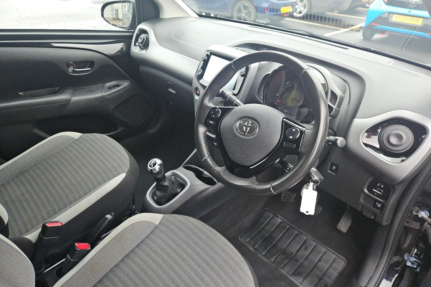 Used Toyota AYGO 2020 for sale - 77946808: Photo 2