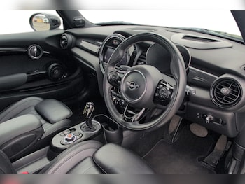 Used MINI Hatch 2020 for sale - 79592669: Photo