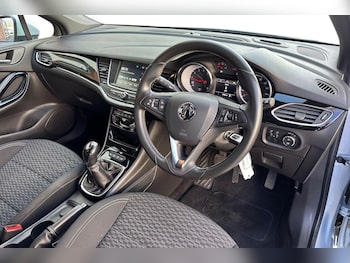 Used Vauxhall Astra undefined for sale - 78210646: Photo