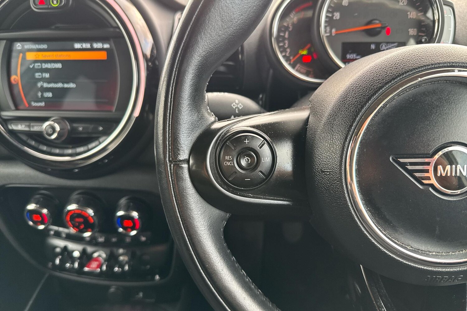 Used MINI Clubman 2019 for sale - 77541068: Photo 23
