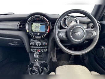 Used MINI Convertible 2018 for sale - 78264510: Photo