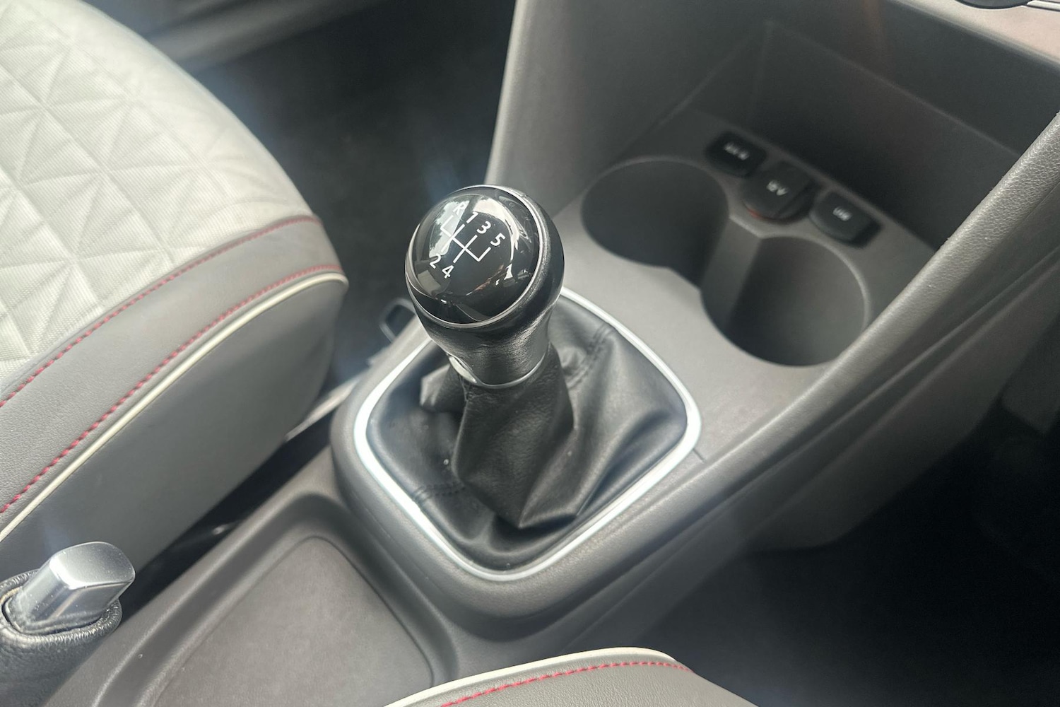 Used Volkswagen Polo 2017 for sale - 77123812: Photo 14