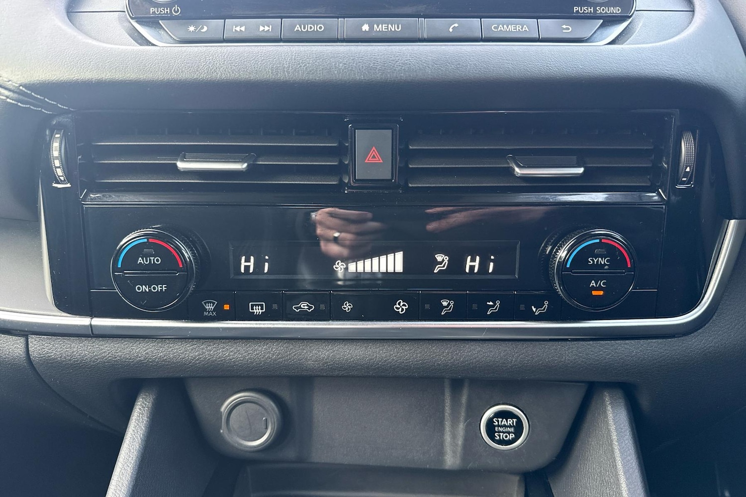 Used Nissan Qashqai for sale - 76732599: Photo 24