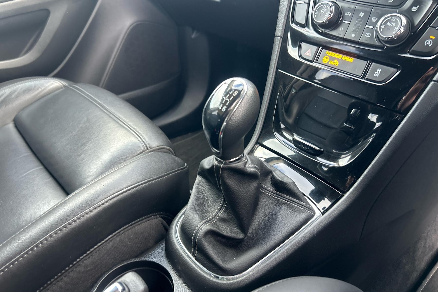 Used Vauxhall Mokka X 2017 for sale - 76373541: Photo 14