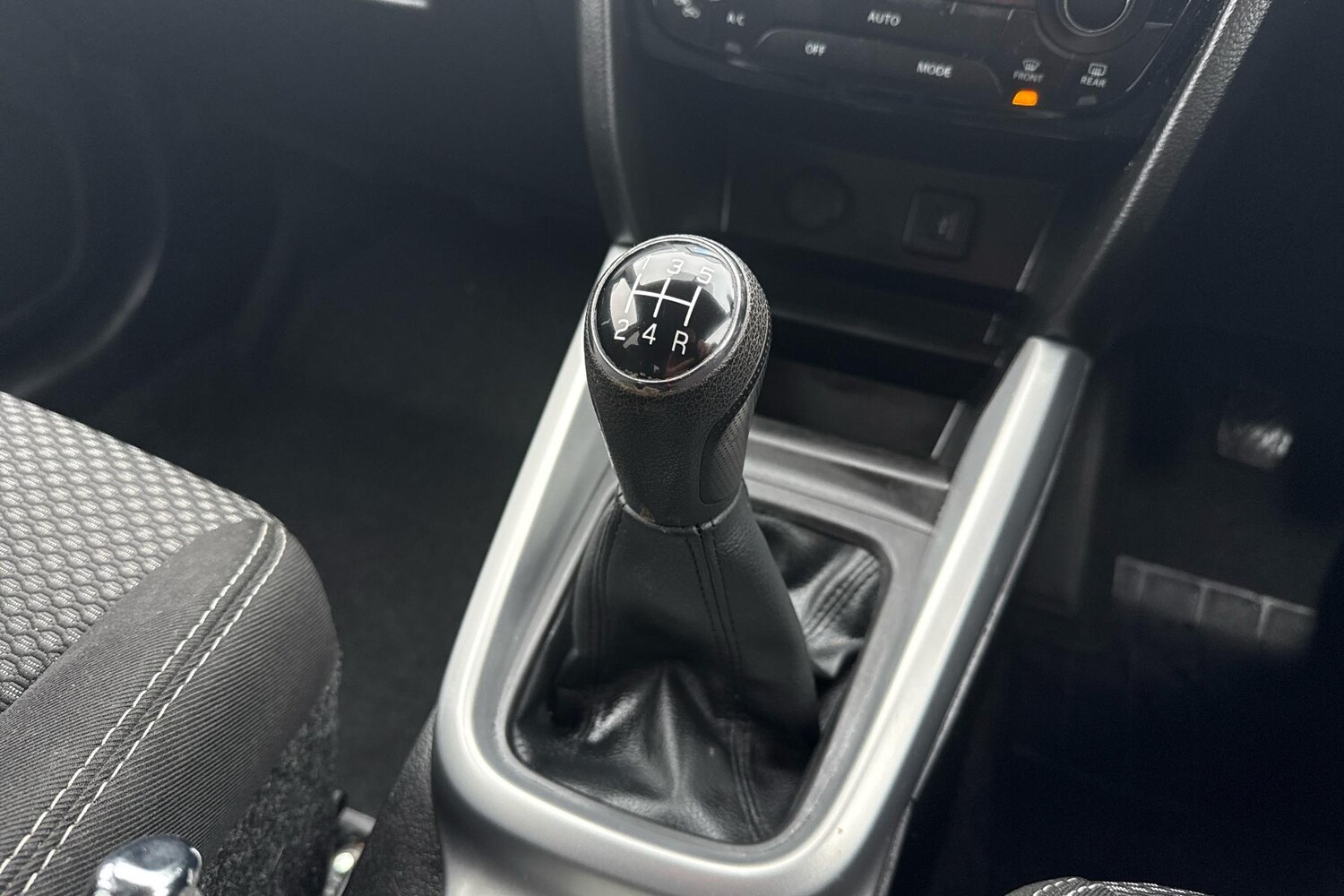 Used Suzuki Vitara 2016 for sale - 77374137: Photo 14