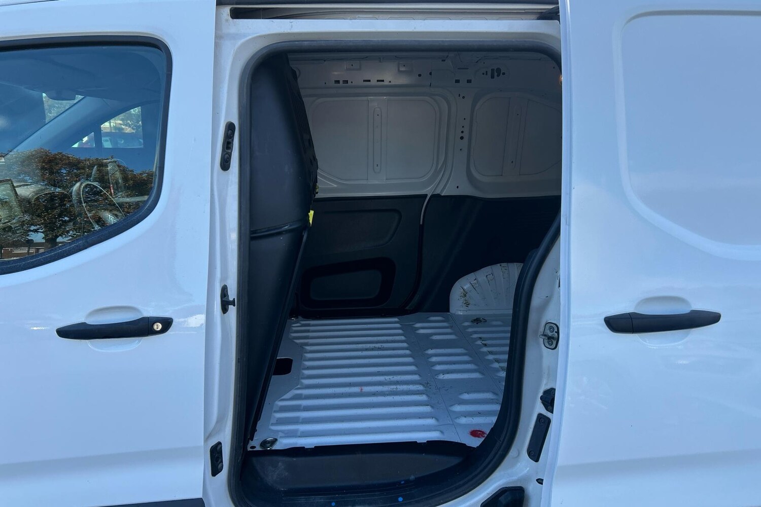 Used Citroen Berlingo 2021 for sale - 75672742: Photo 16