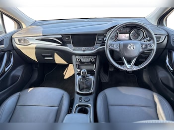 Used Vauxhall Astra undefined for sale - 78378378: Photo