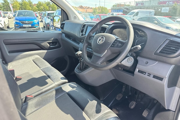 Used Vauxhall Vivaro 2020 for sale - 75004356: Photo 2