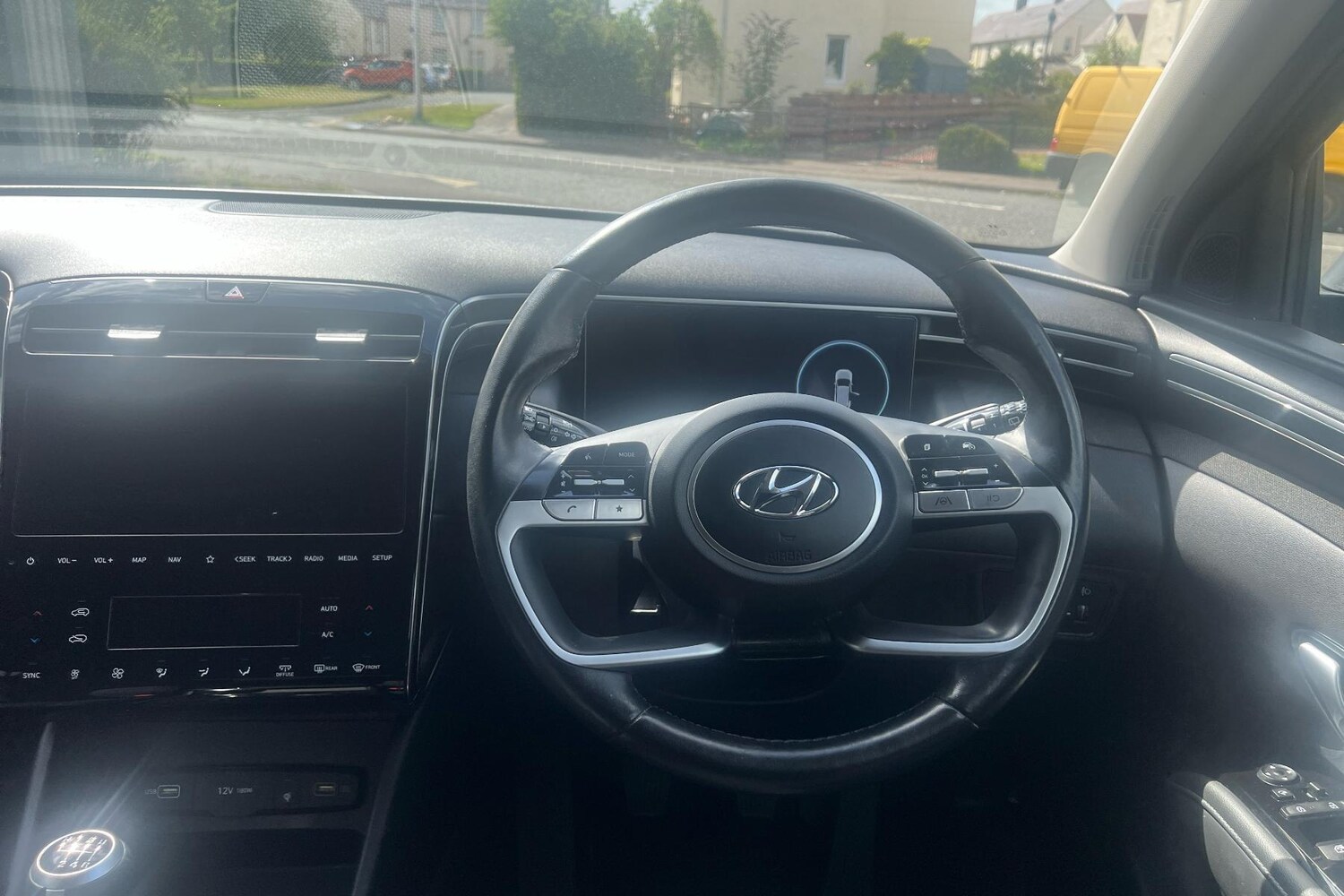 Used Hyundai TUCSON 2022 for sale - 76141330: Photo 4