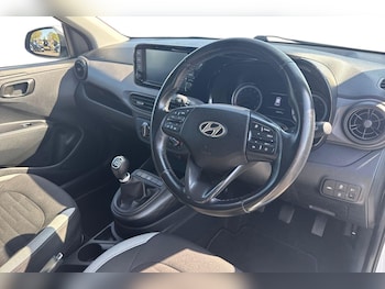 Used Hyundai i10 2021 for sale - 78506942: Photo