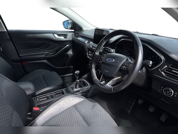 Used Ford Focus 2019 for sale - 75566335: Photo