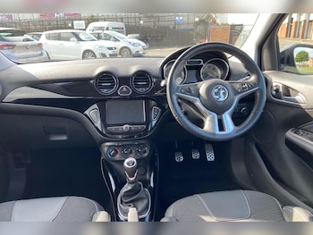 Used Vauxhall Adam 2018 for sale - 75282087: Photo