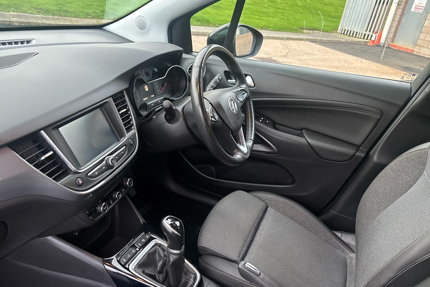 Used Vauxhall Crossland 2021 for sale - 77123819: Photo 5