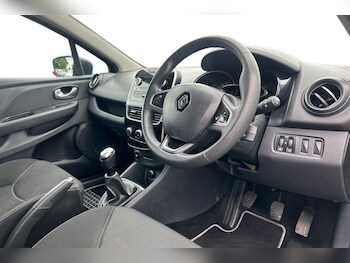 Used Renault Clio 2017 for sale - 79163197: Photo