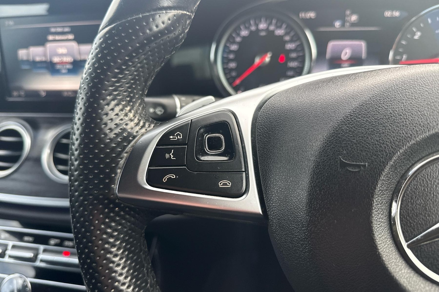 Used Mercedes-Benz E Class 2017 for sale - 77842730: Photo 15