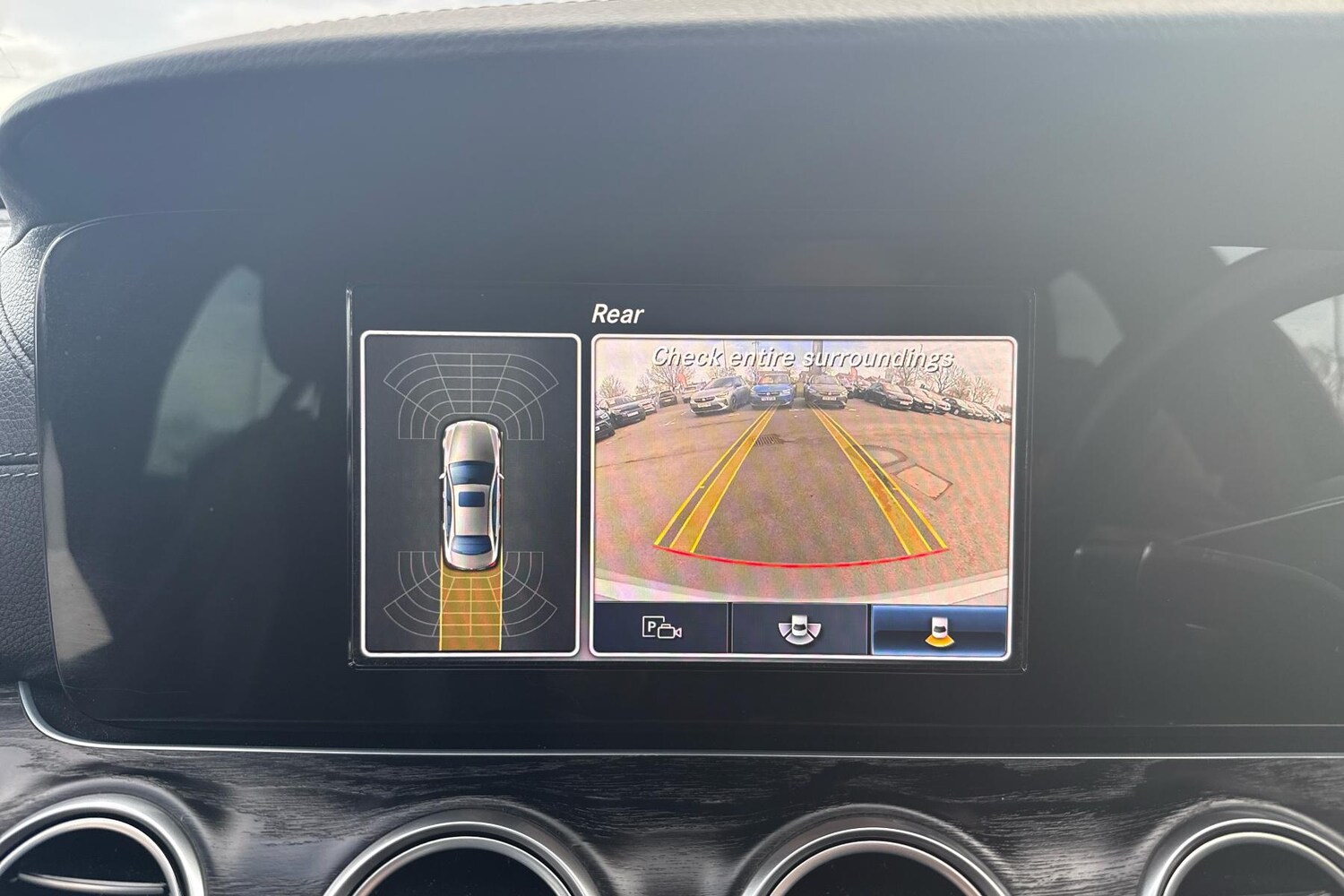 Used Mercedes-Benz E Class 2017 for sale - 77842730: Photo 25