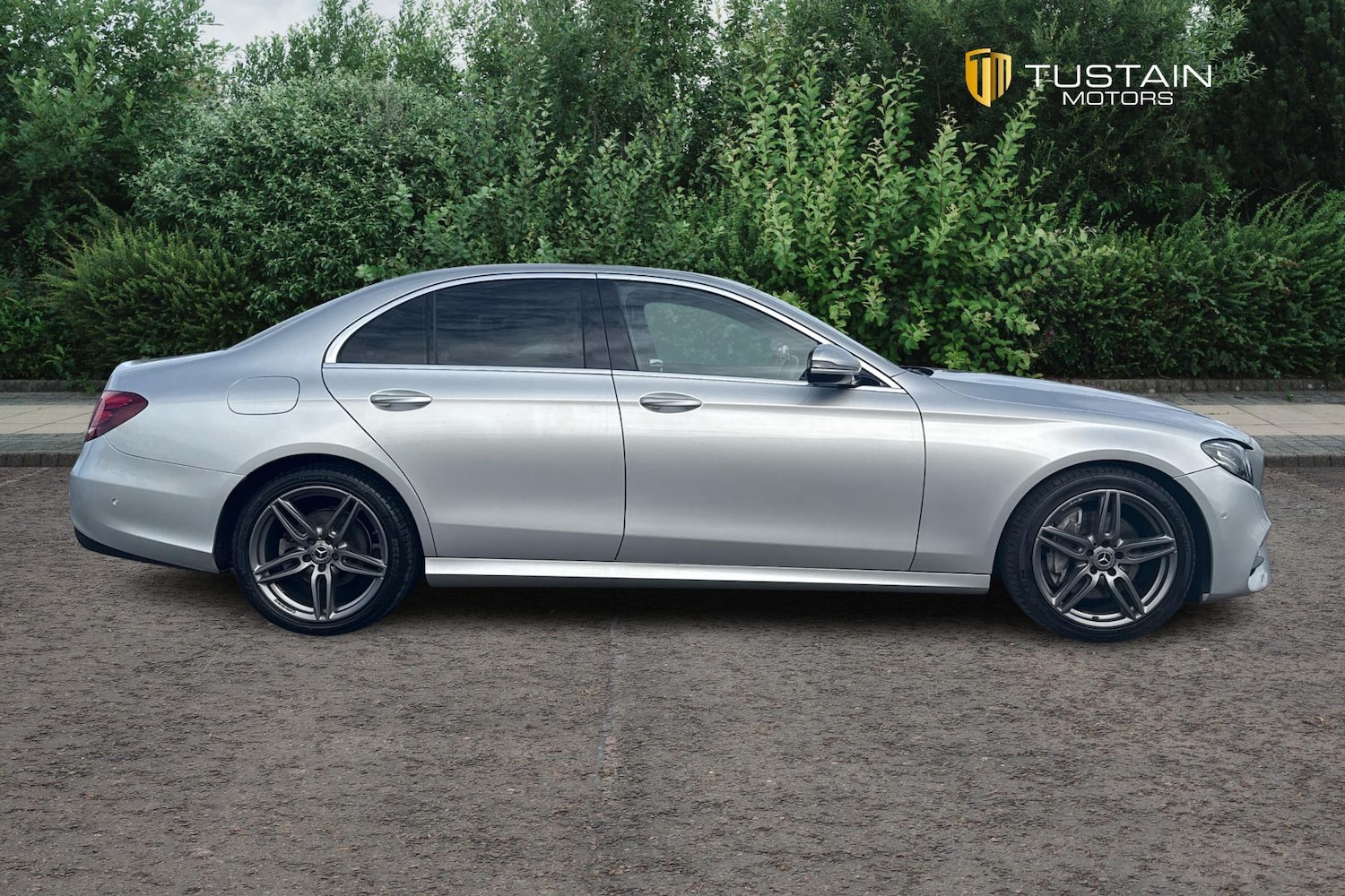 Used Mercedes-Benz E Class 2017 for sale - 77842730: Photo 8