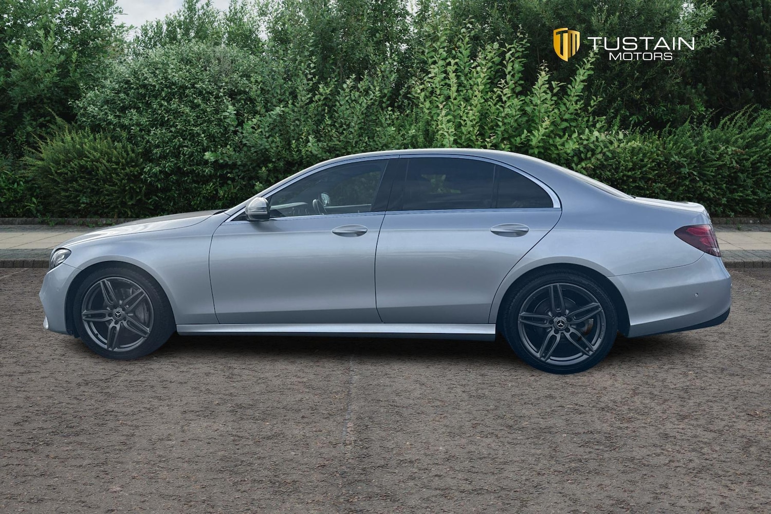 Used Mercedes-Benz E Class 2017 for sale - 77842730: Photo 9