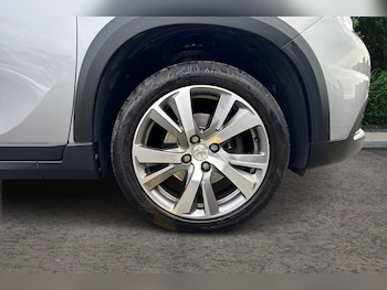 Used Peugeot 2008 2019 for sale - 79555908: Photo