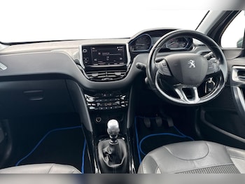 Used Peugeot 2008 2019 for sale - 79555908: Photo