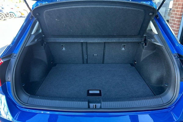 Used Volkswagen T-Roc 2023 for sale - 75944195: Photo 17