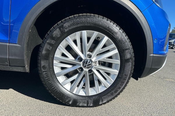 Used Volkswagen T-Roc 2023 for sale - 75944195: Photo 3