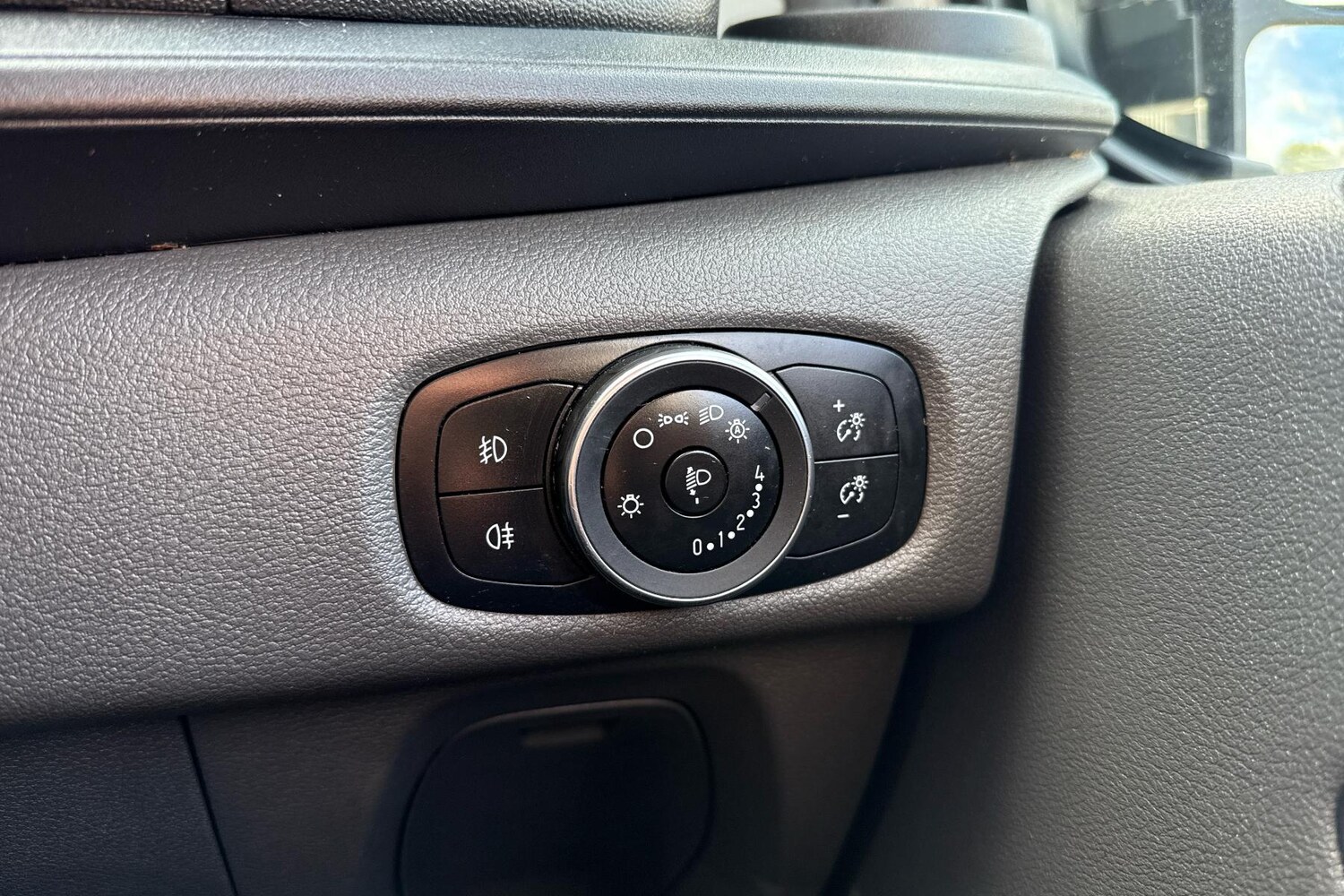 Used Ford Transit Custom 2022 for sale - 75679748: Photo 17