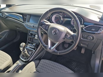 Used Vauxhall Astra 2019 for sale - 79341579: Photo