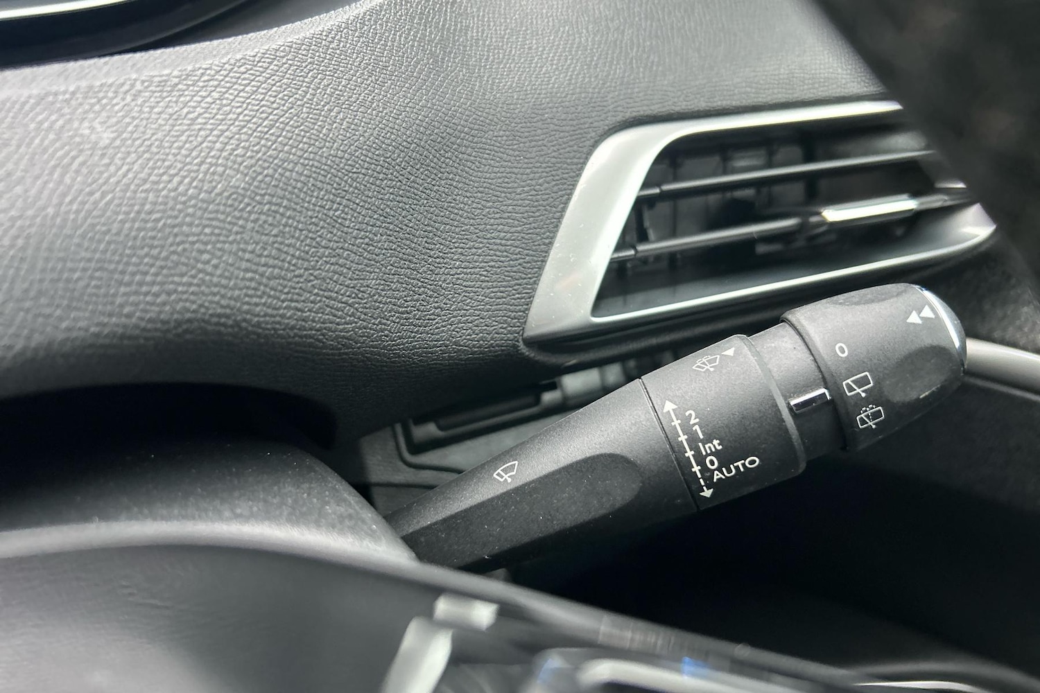 Used Peugeot 3008 2017 for sale - 77147650: Photo 19