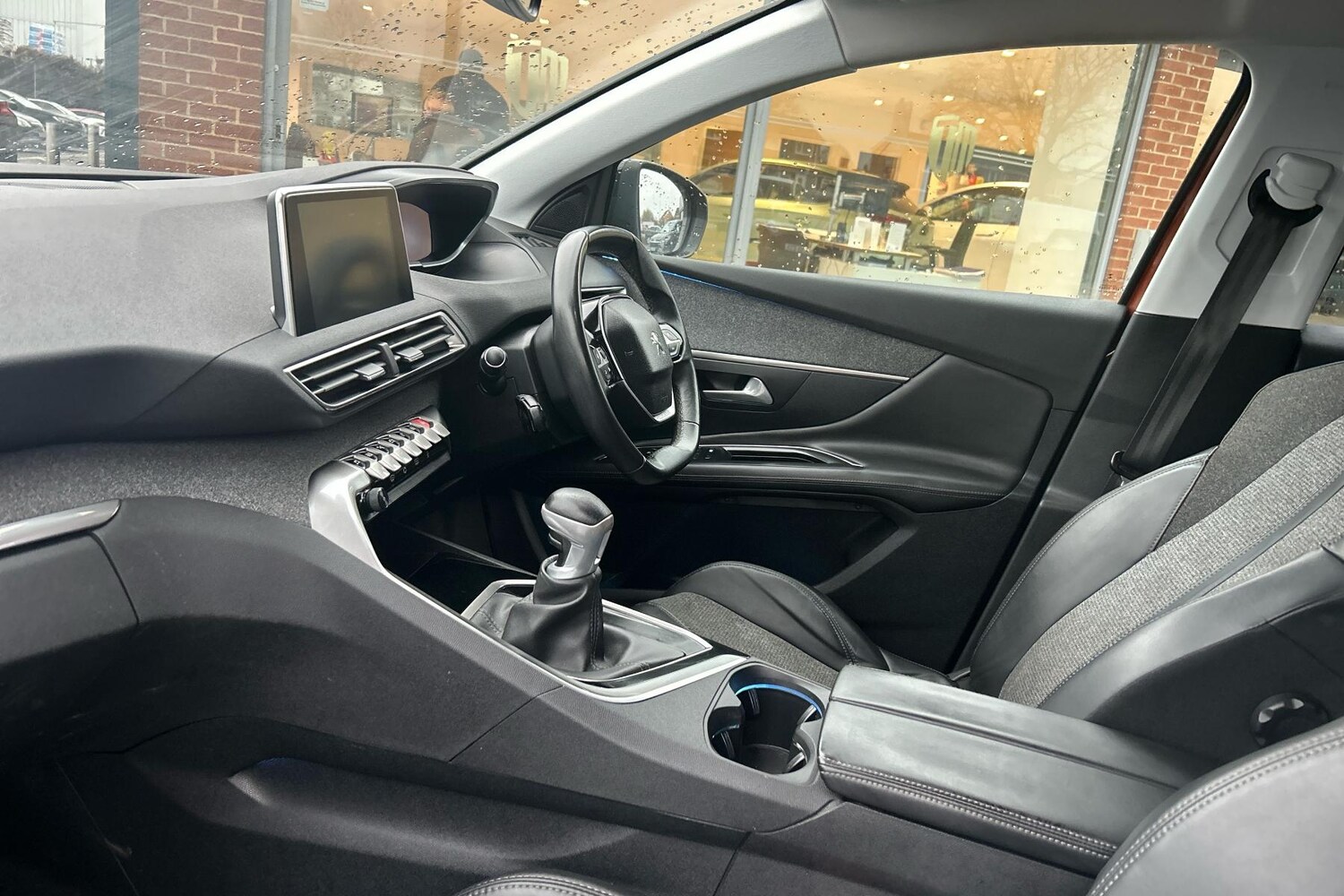 Used Peugeot 3008 2017 for sale - 77147650: Photo 5