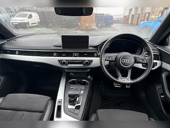 Used Audi A4 2018 for sale - 77429432: Photo