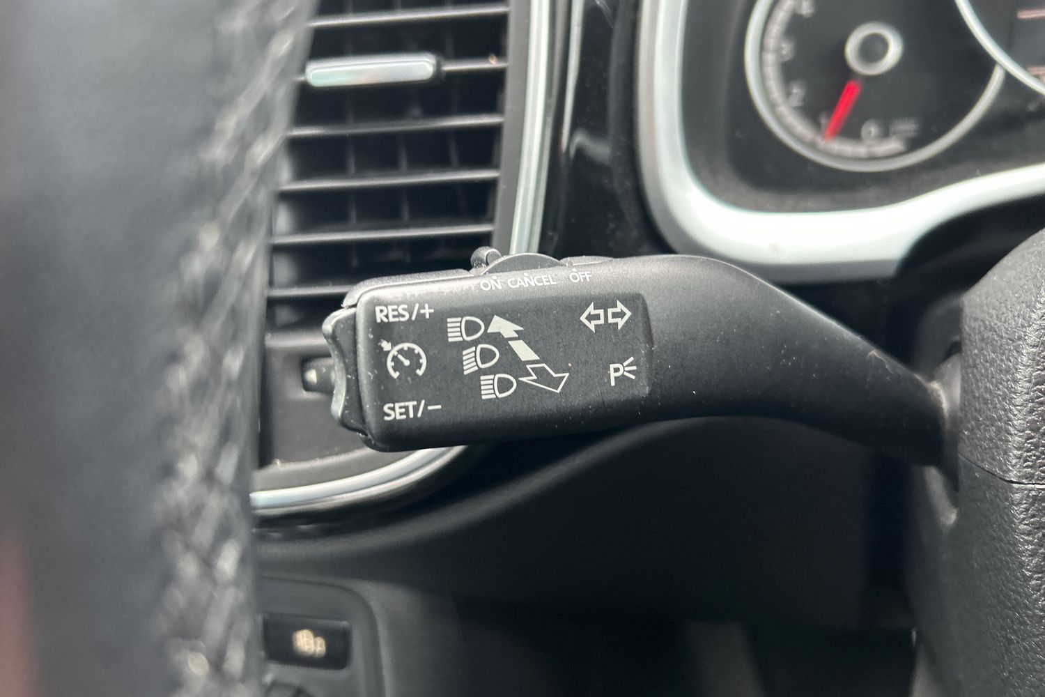 Used Volkswagen Beetle 2013 for sale - 78187681: Photo 24