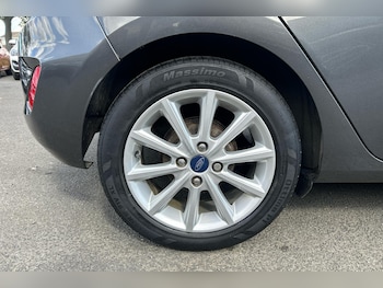 Used Ford Fiesta 2018 for sale - 75713403: Photo