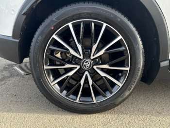 Used Toyota C-HR 2020 for sale - 74613103: Photo